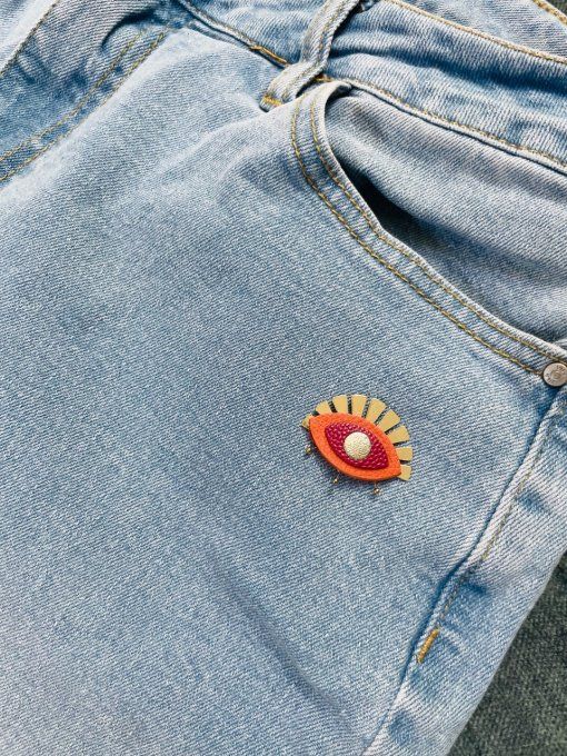 Pin's Oeil Orange