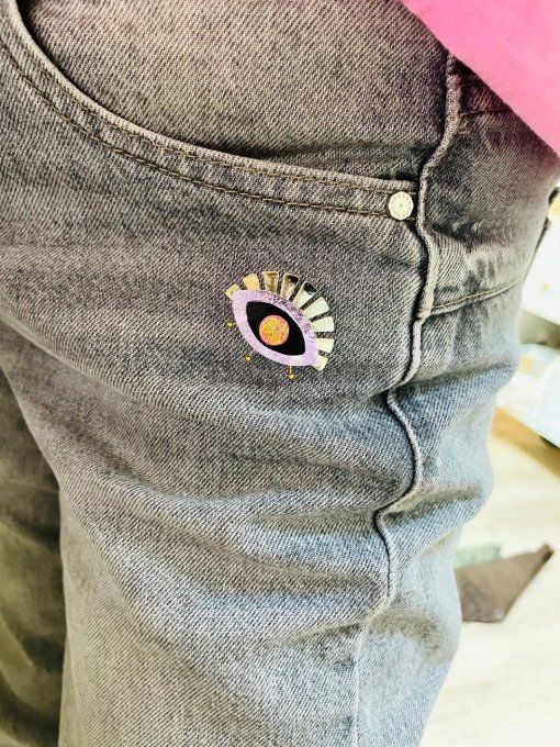 Pin's Oeil Parme