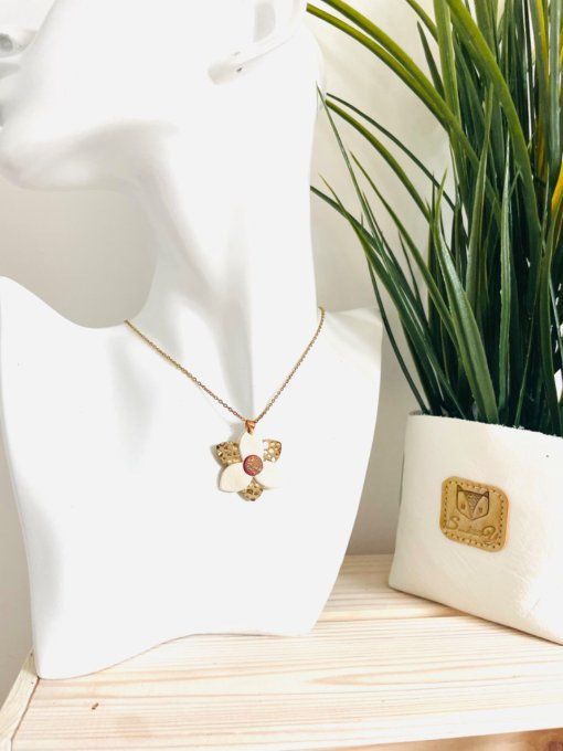 Collier Lumio