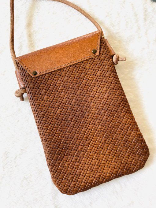Pochette Smarty Marron Cuivre effet tressé